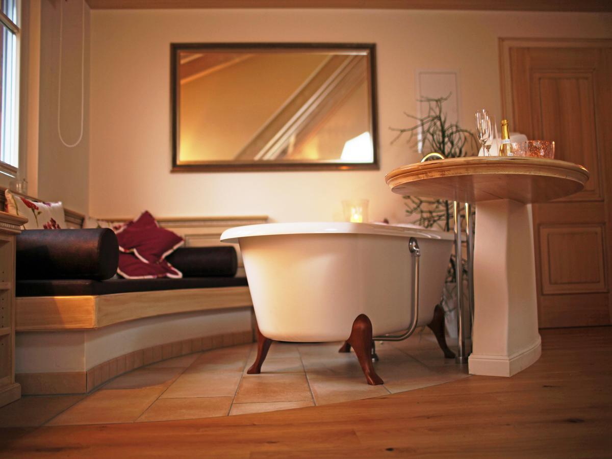 Hotel Hirschen Horn Gaienhofen  Extérieur photo